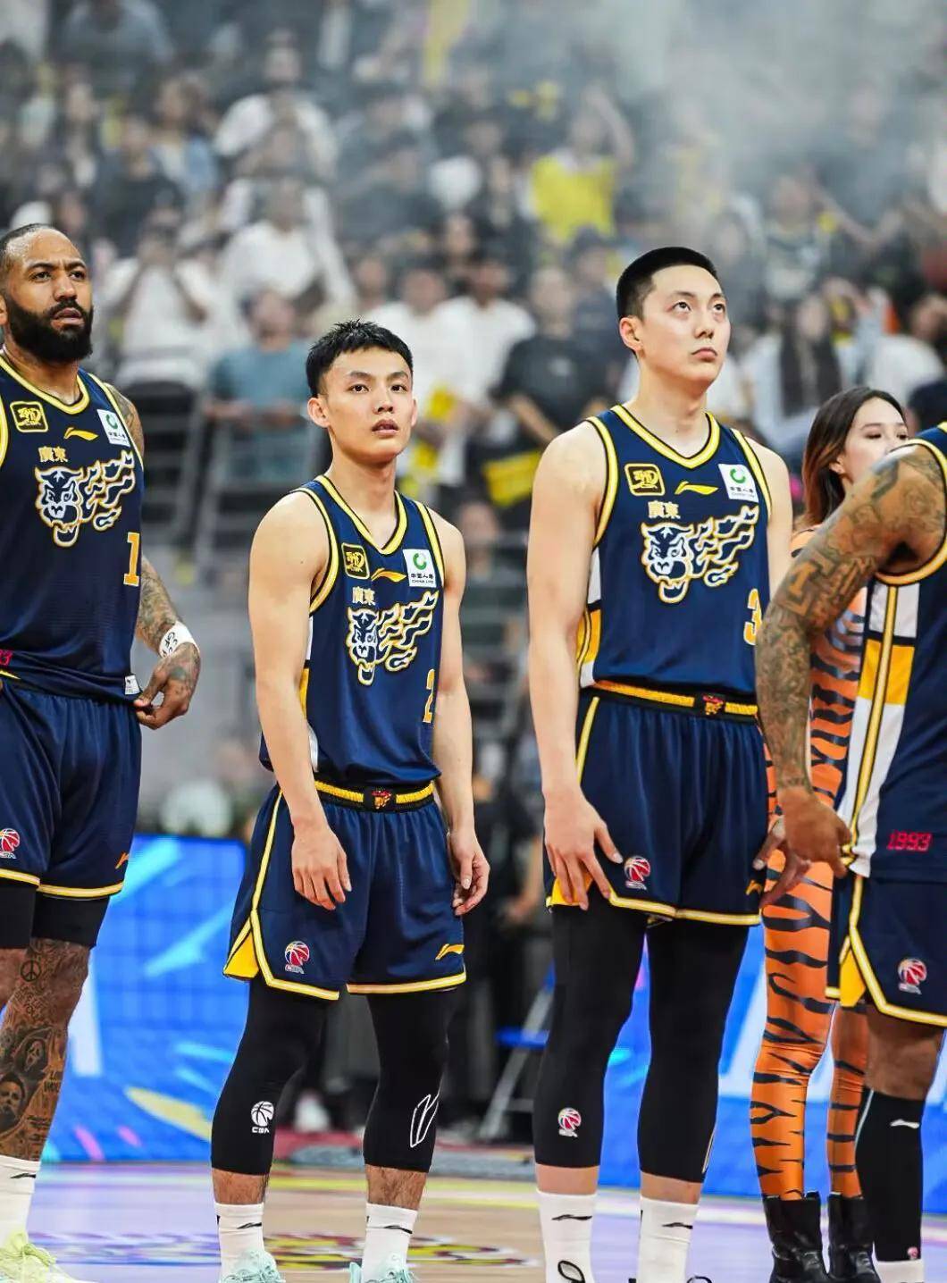 CBA常规赛转会风云：广东男篮盯上锋线强援，格列兹曼或成交易筹码的简单介绍